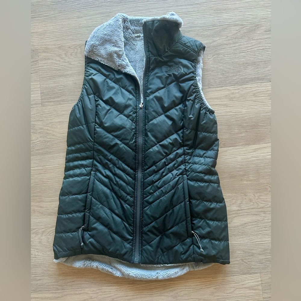 North Face black vest with grey fleece lining, reversible!!
